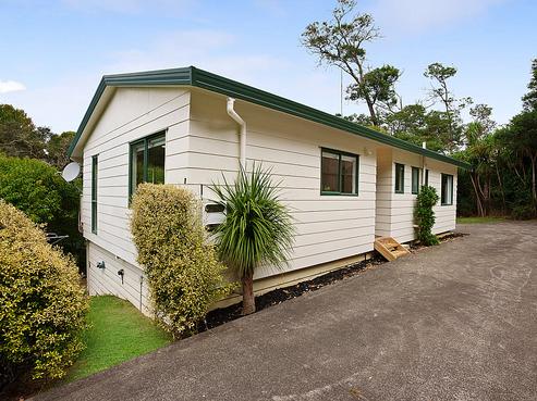 85D Fairclough Road, Beach Haven