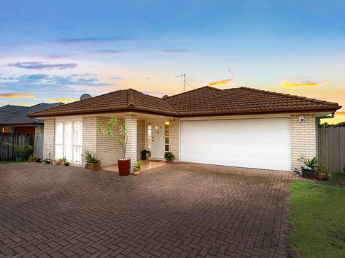 268 Cascades Road, Botany Downs