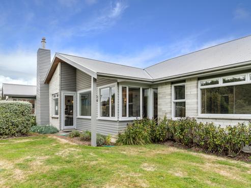 91 Black Road, Otatara