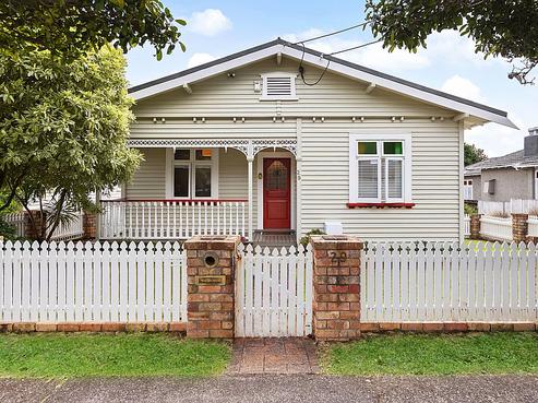 29 Kingsway Avenue, Sandringham