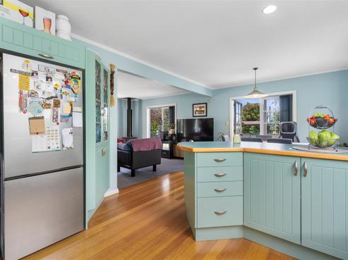 67A Robinson Avenue, Holdens Bay