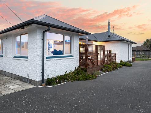 508 Marine Parade, South New Brighton