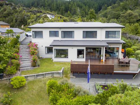 12 Sylvan Way, Silverstream