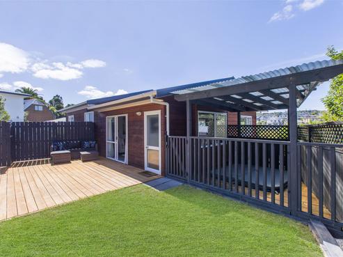 30 Witheford Drive, Bayview