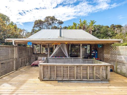 51 Whakarite Road, Ostend