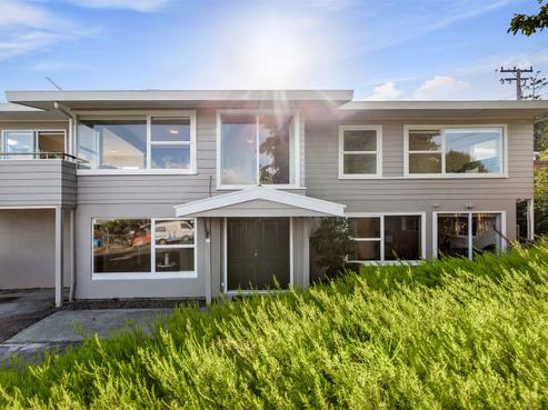 1 Jacaranda Avenue, Beach Haven