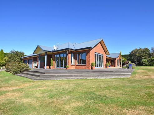 118 Roslyn Road, Roslyn Bush