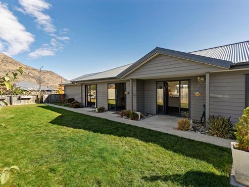 17 Banbury Terrace, Dalefield/Wakatipu Basin