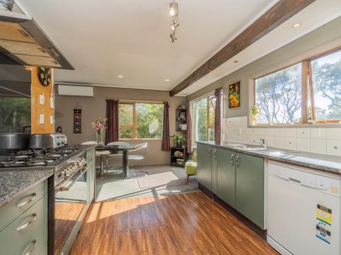 13B Wirihana Road, Titirangi