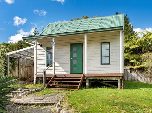2/9 Montgomery Street, Stokes Valley