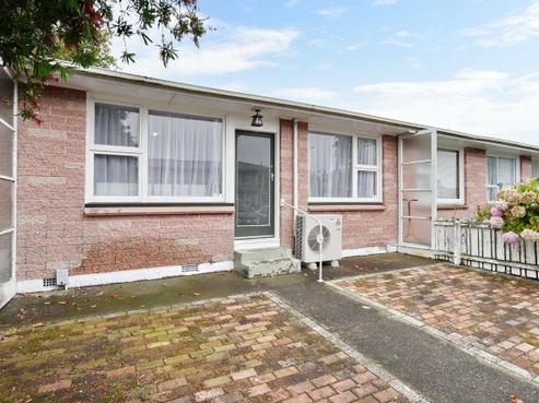 8 Packe Street, Edgeware