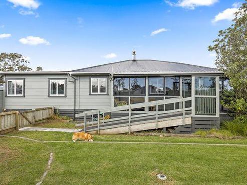 2 Rere Place, Parakai