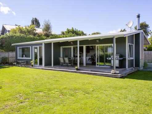 13 Waihora Street, Taupo