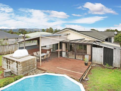17 Orchard Rise, Rosehill