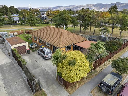 1 Cairnmuir Crescent, Cromwell