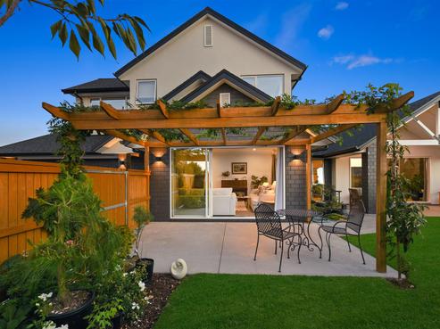 5 Forge Street, Huntington