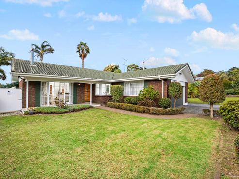 17 Loloma Drive, Half Moon Bay