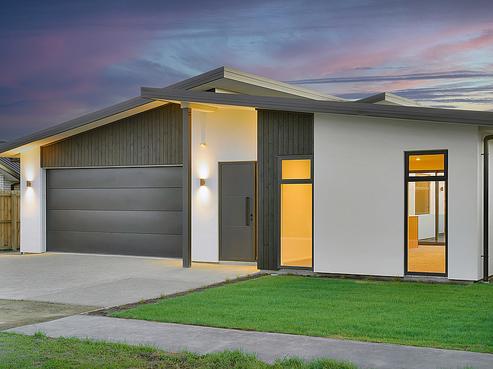18 Brusio Drive, Hornby