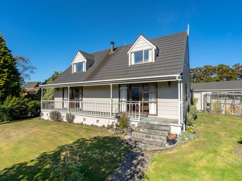 1 Garden Place, Glenleith