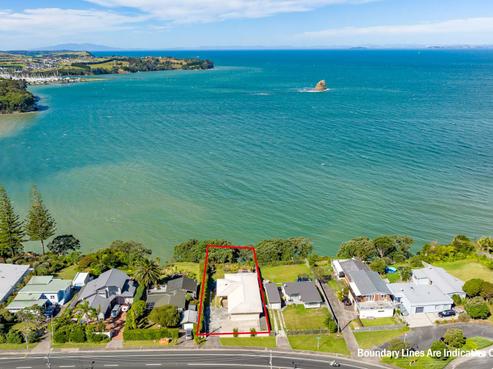 975 Whangaparaoa Road, Matakatia