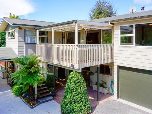 13 Hilden Place, Hilltop