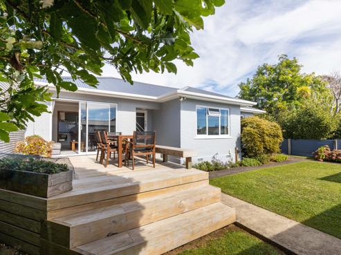 127B Brooklands Road, Brooklands