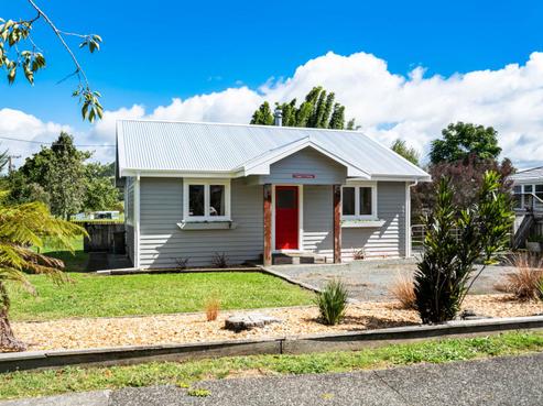 44 George Street, Hikurangi