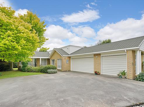 2 Laird Place, West Melton