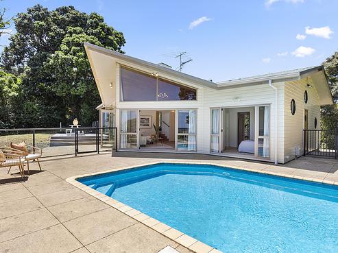 53 Waiheke Road, Waiheke Island