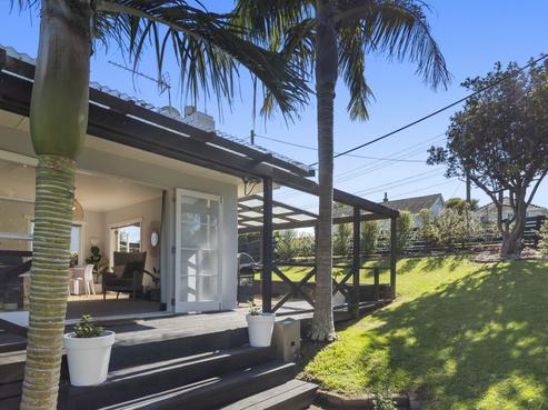 30A Montgomery Avenue, Belmont