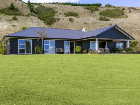 940 Mapara Road, Kinloch