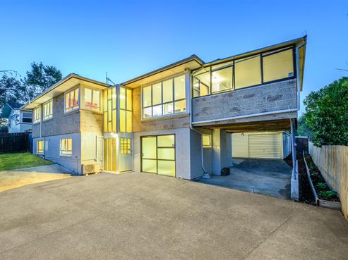 4 Barnfield Place, Glendene