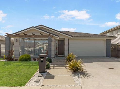 19 Gum Spear Road, Takanini