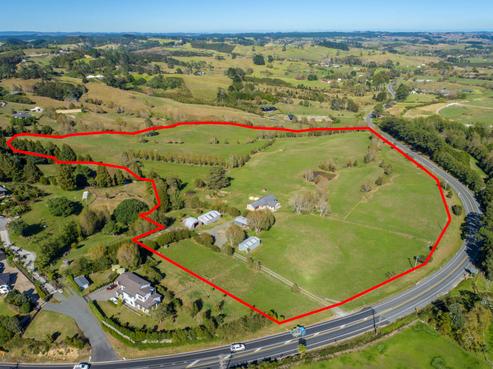323 Kahikatea Flat Road, Waitoki