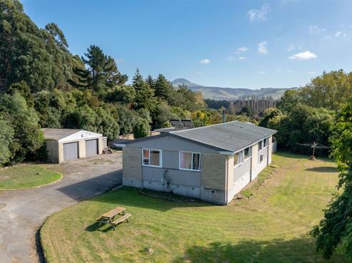1 Watkin Drive, Karitane