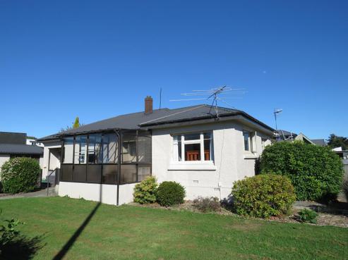 88 Salford Street, Windsor