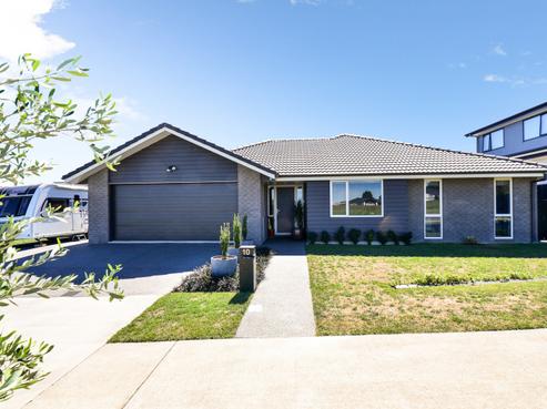 10 Jennian Avenue, Rototuna North