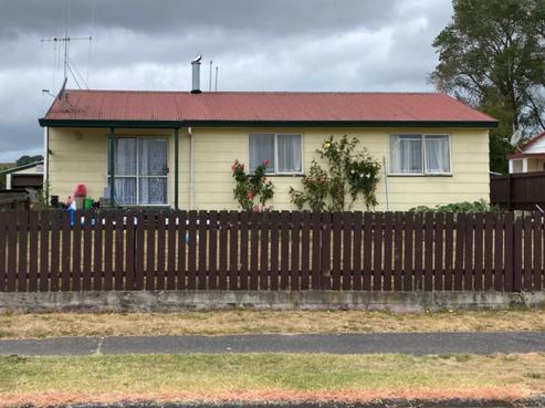15 Lanark Street, Tokoroa