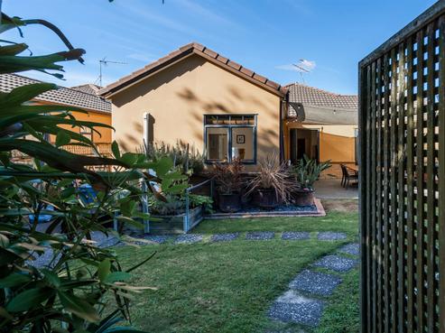 13 Pepperdine Place, Albany