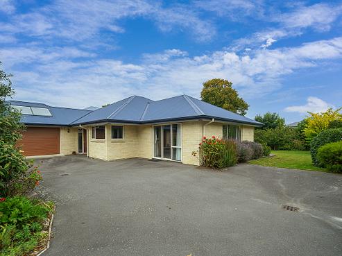 8A Church Street, Amberley