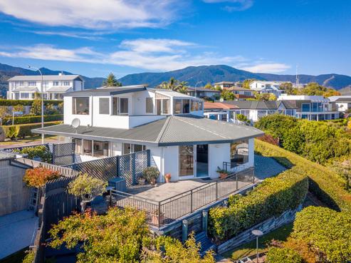 336 Princes Drive, Britannia Heights