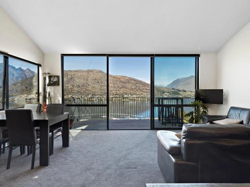 6/64 Marina Drive, Frankton