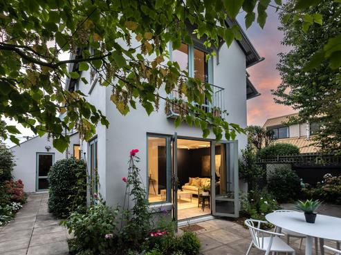 35A Trafalgar Street, Saint Albans