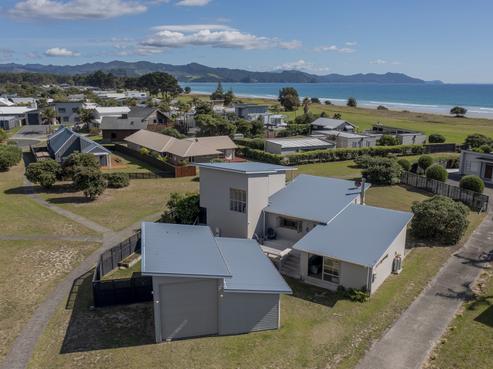 148 Puka Crescent, Matarangi