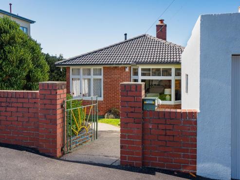 7 Bruce Street, Roslyn