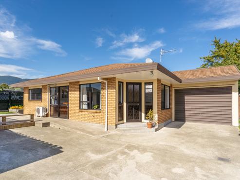 2/30 Andrew Street, Stoke
