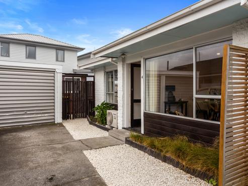 4/42 Longfellow Street, Sydenham