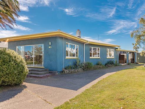 11 Peel Street, Westport