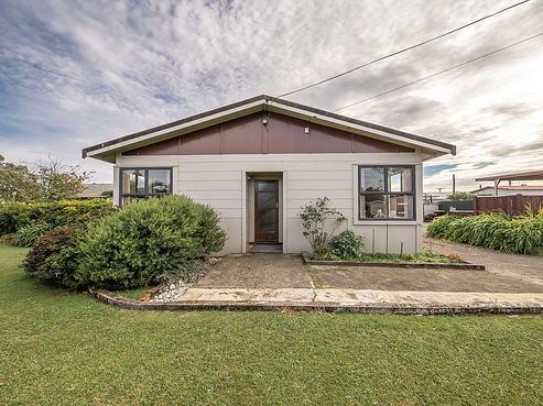 17 Gladstone Street, Westport