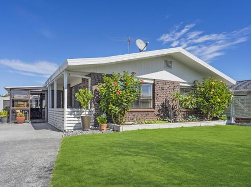 1/52 Florence Avenue, Orewa